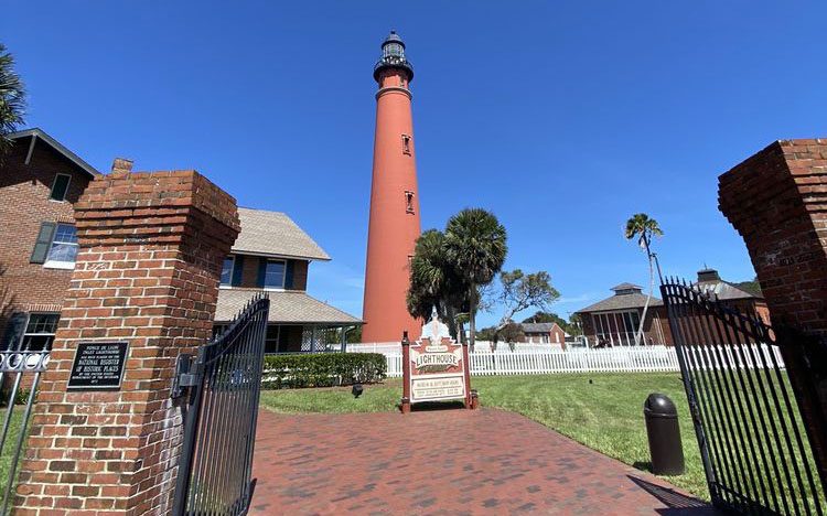 ponce inlet lighthouse 1
