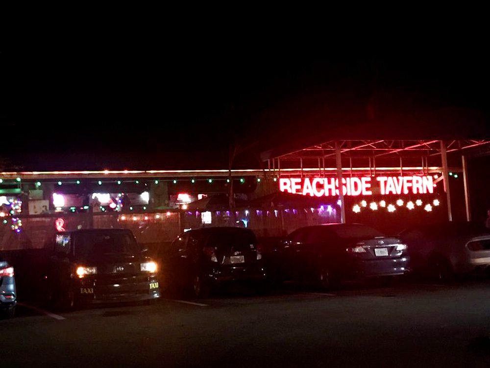 beachside tavern wider